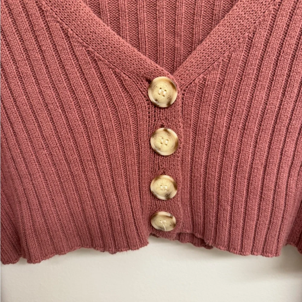 Urban Outfitters | cropped cardigan - Picture 2 of 5